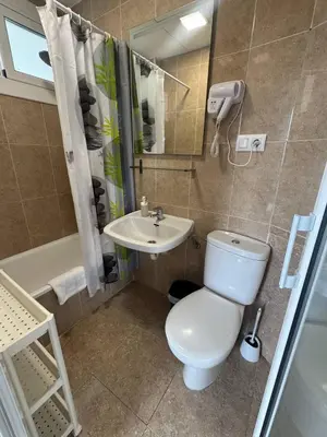 Un baño de COLIBRI