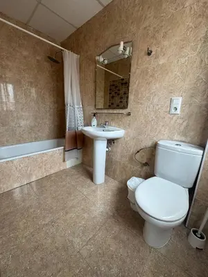 Un baño de COLIBRI