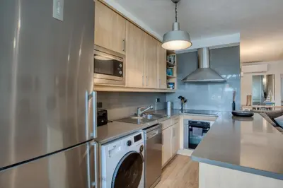 Una cocina o zona de cocina en Lliris Apartament amb encant per 4 persones a 10 minuts de la platja i del centre de Platja d'Aro