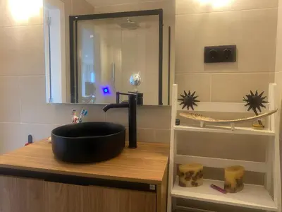 Un baño de Cala Salions, Amplio Apartamento con visitas al mar Tossa de mar