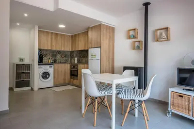 Una cocina o zona de cocina en SR-47 BEGUR SA RIERA 2 PaX