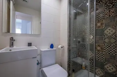 Un baño de SR-47 BEGUR SA RIERA 2 PaX