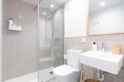 Un baño de Caelus Boutique Studio