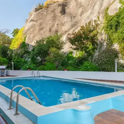 LETS HOLIDAYS Pool apartment near beach 5