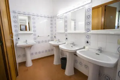 Un baño de Catalunya Casas: Spacious Villa Vera up to 24 guests, a short drive to Blanes!