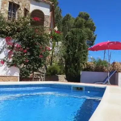 Maison familiale privée- piscine et vue inspirante