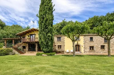 Jardín al aire libre en Catalunya Casas Stunning Costa Brava mountain retreat and 30kms away from the beach