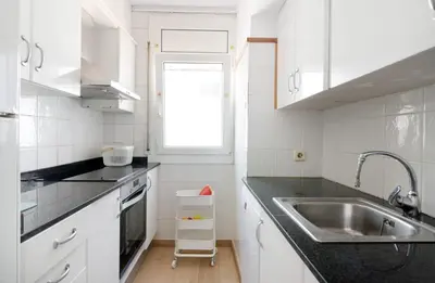 Una cocina o zona de cocina en Precioso apartamento en primera línea de mar en Calella de Palafrugell