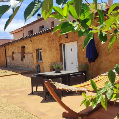 Un patio o zona al aire libre en Can Costals Cerezo