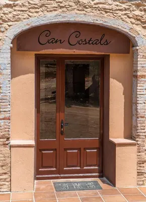 Fachada o entrada de Can Costals Cerezo
