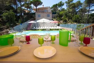 Piscina en o cerca de Catalunya Casas Fun and Frolic in Lloret del Mar 3500 meters to beach!
