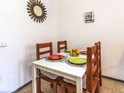 Comida en o cerca de este apartamento