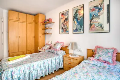 Cama o camas de una habitación en Apartamento Ingrid tu oasis de luz y silencio