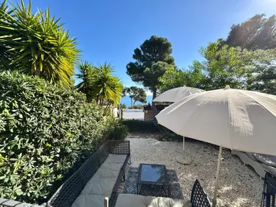 Jardín al aire libre en Apartament al Golfet de Calella de Palafrugell