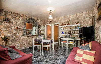 Zona de estar de 2 Bedroom Cozy Apartment In Vidreres