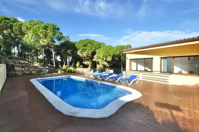Piscina en o cerca de Villa Soleina