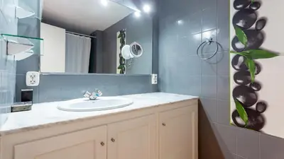 Un baño de SALI 3