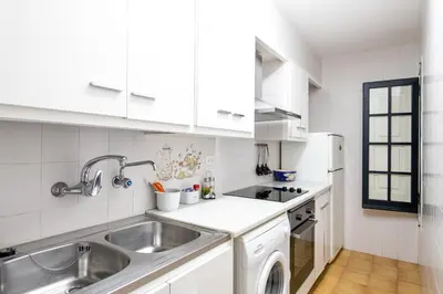 Una cocina o zona de cocina en MONTURIOL 10