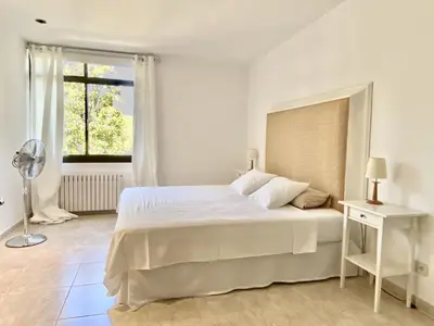 Cama o camas de una habitación en Gran Casa Económica Piscina Privada Begur