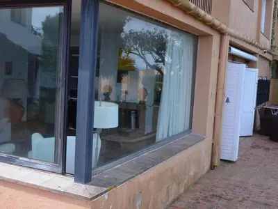 Edificio en el que se encuentra el apartamento