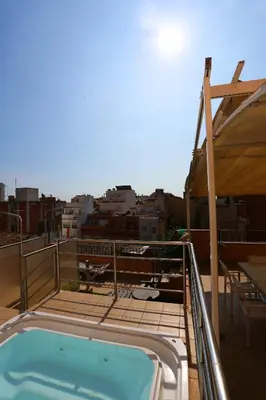 Un balcón o terraza de Royal Inn Aparthotel