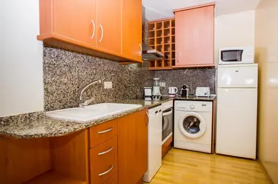Una cocina o zona de cocina en AL33 - Apartamento coqueto a 200 m de la playa