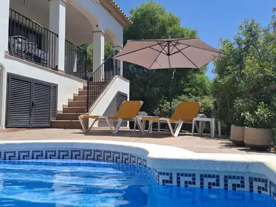 Piscina en o cerca de Villa Vista Bonita with private pool, 4 bedrooms, 9 people