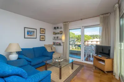 Una televisión o centro de entretenimiento en U-5 CALELLA DE PALAFRUGELL 4 PaX