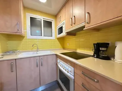 Una cocina o zona de cocina en Miramar - Piso con Piscina Comunitaria con Vistas