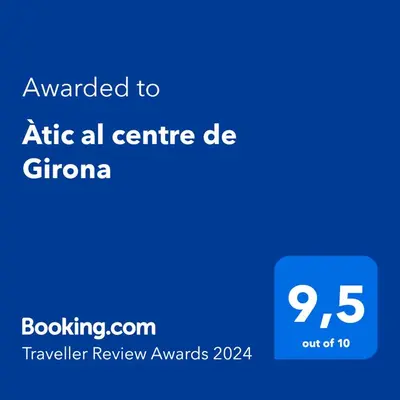 Certificado, premio, señal o documento que está expuesto en Àtic al centre de Girona