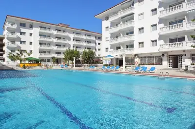 Piscina en o cerca de APCOSTAS Europa
