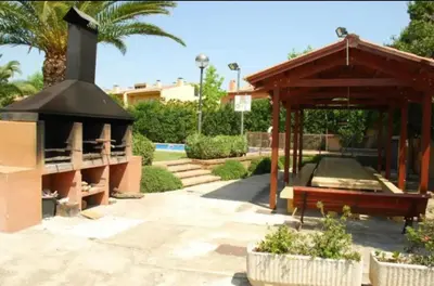 Jardín al aire libre en Apt con piscina en Calella de Palafrugell, parking gratuito