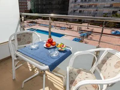 Un balcón o terraza de Apartment Eivissa by Interhome