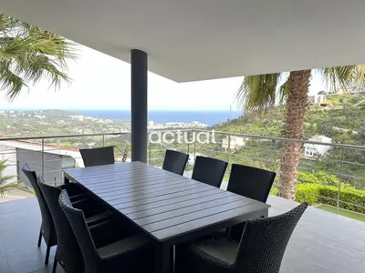 Paisaje cerca de esta villa