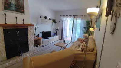 Zona de estar de Casa Blanca 42 – Piscina, BBQ y Wifi (6 pax)