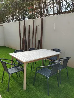 Jardín al aire libre en Precioso apartamento en Begur al lado de la playa Racó de Pals