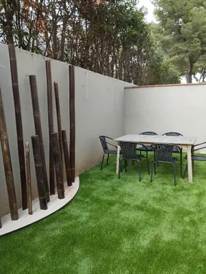 Jardín al aire libre en Precioso apartamento en Begur al lado de la playa Racó de Pals