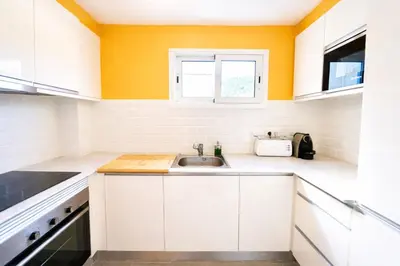Una cocina o zona de cocina en ⭑ Terrace + Sea views + Private Beach. What else? ⭑