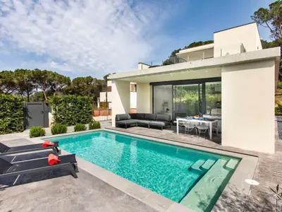 Piscina en o cerca de Holiday Home Alyssa by Interhome