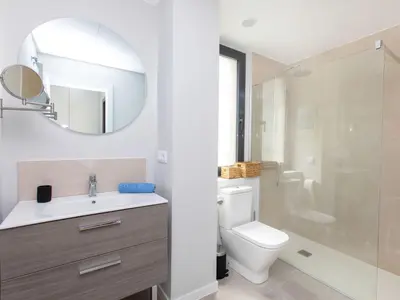Un baño de Holiday Home Alyssa by Interhome