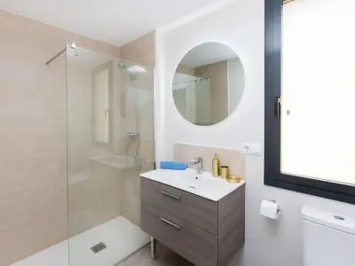 Un baño de Holiday Home Alyssa by Interhome