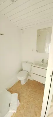 Un baño de Agradable casa con terraza en S'Agaró