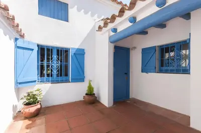 Plano de LETS HOLIDAYS Big House with Bbq and Dining Room Outside