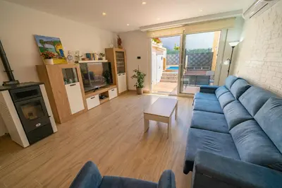 Una cocina o zona de cocina en HomeHolidaysRentals Benoit - Costa Barcelona
