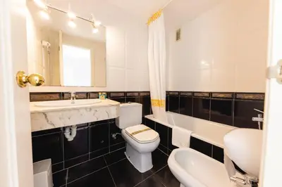 Un baño de Bravissimo Estel A6 S'Agaró
