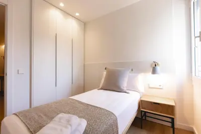 Cama o camas de una habitación en Bravissimo Sirenes, 2-bedroom apartment