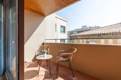 Un balcón o terraza de Bravissimo Falcó, 3 bedrooms and balcony