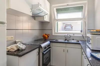 Una cocina o zona de cocina en Bravissimo Vil·les Brusi B S'Agaró