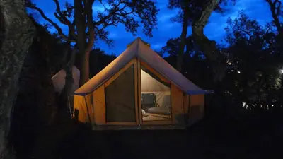 Edificio en el que se encuentra el camping