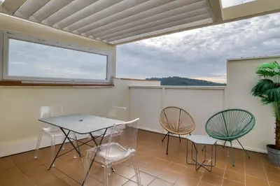 Paisaje cerca de este apartamento